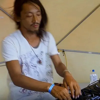 DJ GO